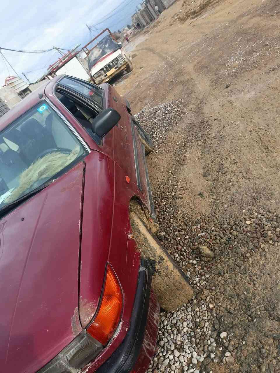 ميتسوبيشي لانسر للبيع السعر 25 وبيها مجال سياره توماتيك شرط التحويل بدون وكاله هزهه جديده سنويه جديده من مكان حي الهرمات ***********
