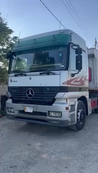 سيارة • موديل ٢٠٠٢ • مكينة ٨