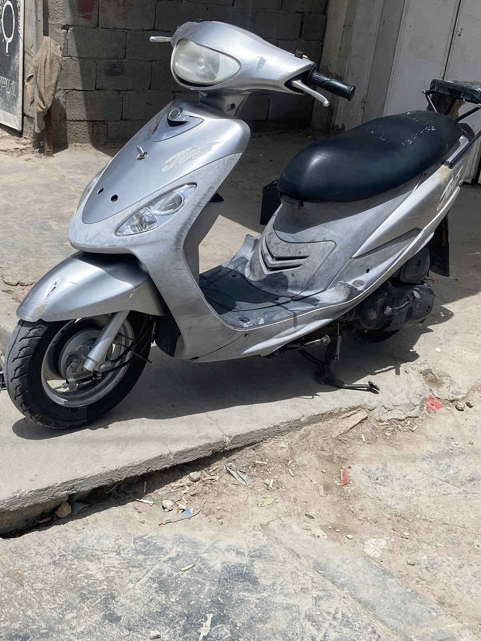 سلام عليكم منغولي كفاله عامه من تاير للتاير كله وضع شركه بغداد بل بلديات ٦٥٠هاتف ***********
