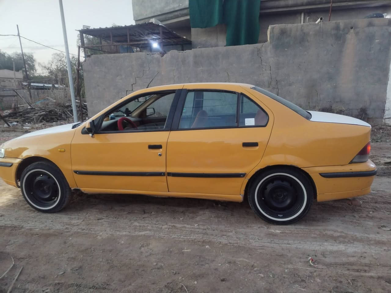 السلام عليكم شباب سمند موديل 2012 سياره نضافتهه واضحه بالصوره محور كير ومكينه كورلا اوتوماتيك 1600
رقم بغداد سنويه 2030 بسمي السياره تخم تاير جديد حداديه جديده  منضومه زنون اصلي مسجل شاشه سياره جاهزه من كلشي مكاني بابل جبله
السعر 28 وبيه مجال بسيط
***********
*********** واتس اب
