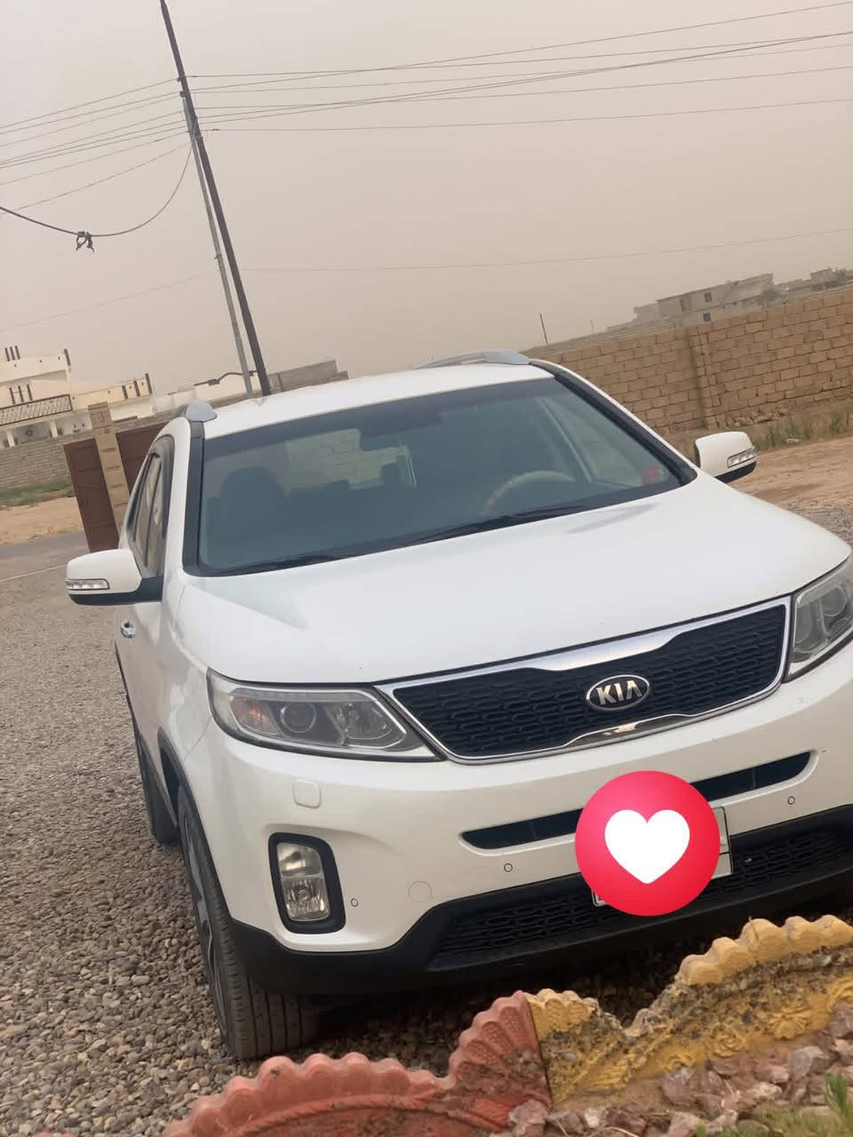 السلام عليكم 
سورنتو 2014 
خليجي مكفوله كلين بصمه
رقم نينوى الماني 
بأسمي تحويل مباشر 
سبعة راكب 
3 قطع تبريد 
6 سلندر 
حساسات خلفية و أمامية 
نظام ECO 
كامرة و شاشة 
7 مقاعد جلد 
سيارة نظيفة جدآ 
السعر 192 بي مجال… 
للستفسار الاتصال ع ارقم ***********
