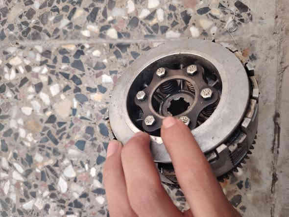 السلام عليكم كلجات تكتك اصليات مال شركة مستعملات بس مابيهن شيي يمشن حالك قيم بل يرضي الله وخذ مكاني شارع فلصطين المهندسين ***********خابر وتدلل ما ارجعك بي واتساب
