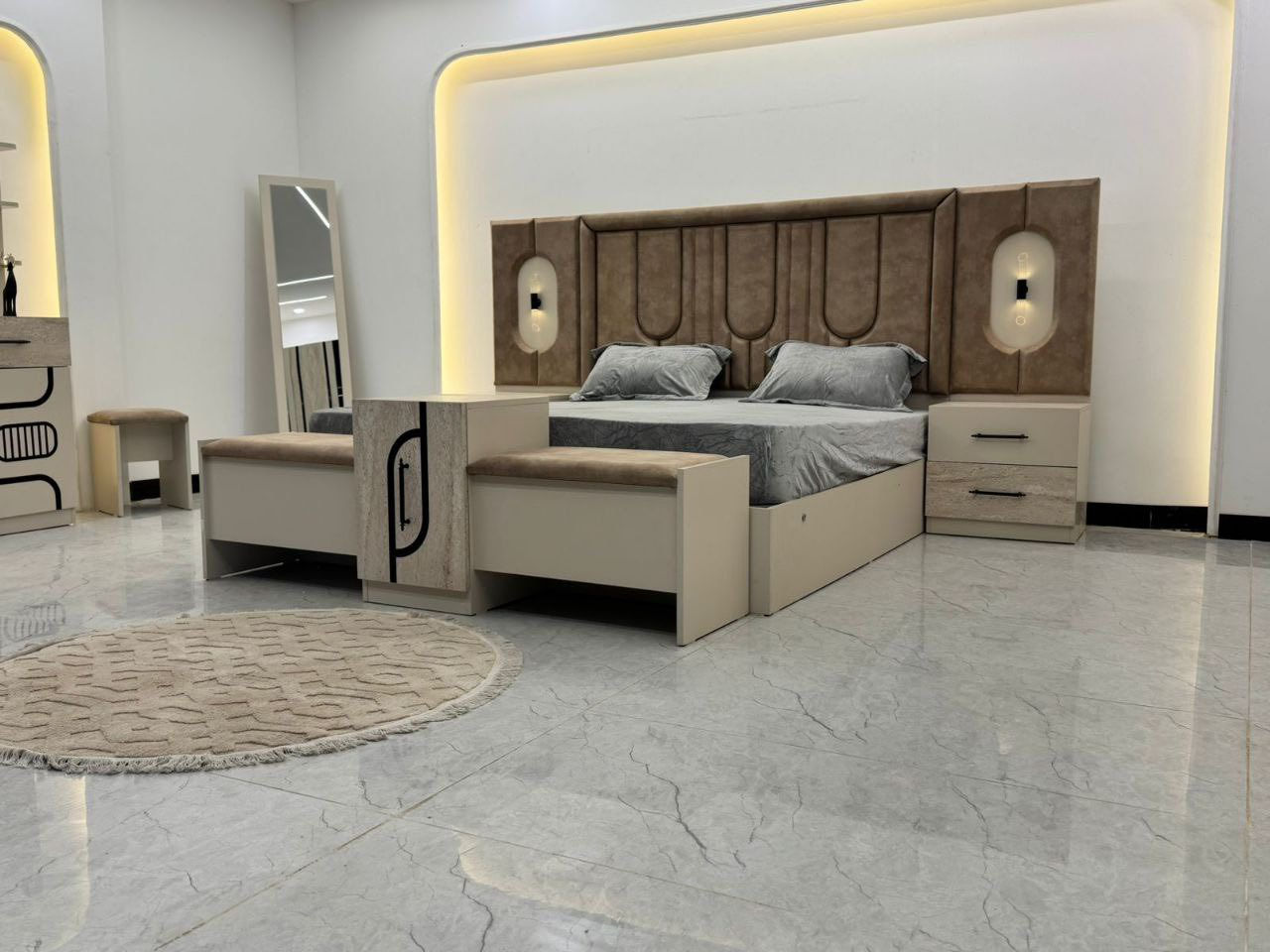 تم وصول غرفة نوم ايزيل
عشر قطع 

سرير خزان 

برغي جوي حديد 🇹🇷

كنتور 240*220

كنتور إضافي 80*220 

ارتفاع السرير 140

ميز تواليت 120*180

أناره مميزه

السعر مليون و350  الف 

شد ونقل 
- بغداد مجاناآ
- ⁠اطراف 20 الف 
- ⁠محافظات 100 الف


**إذا كنت صاحب هذا الإعلان وتريد حذفه لأي سبب، رجاءا أرسل رسالة إلى الدعم الفني**