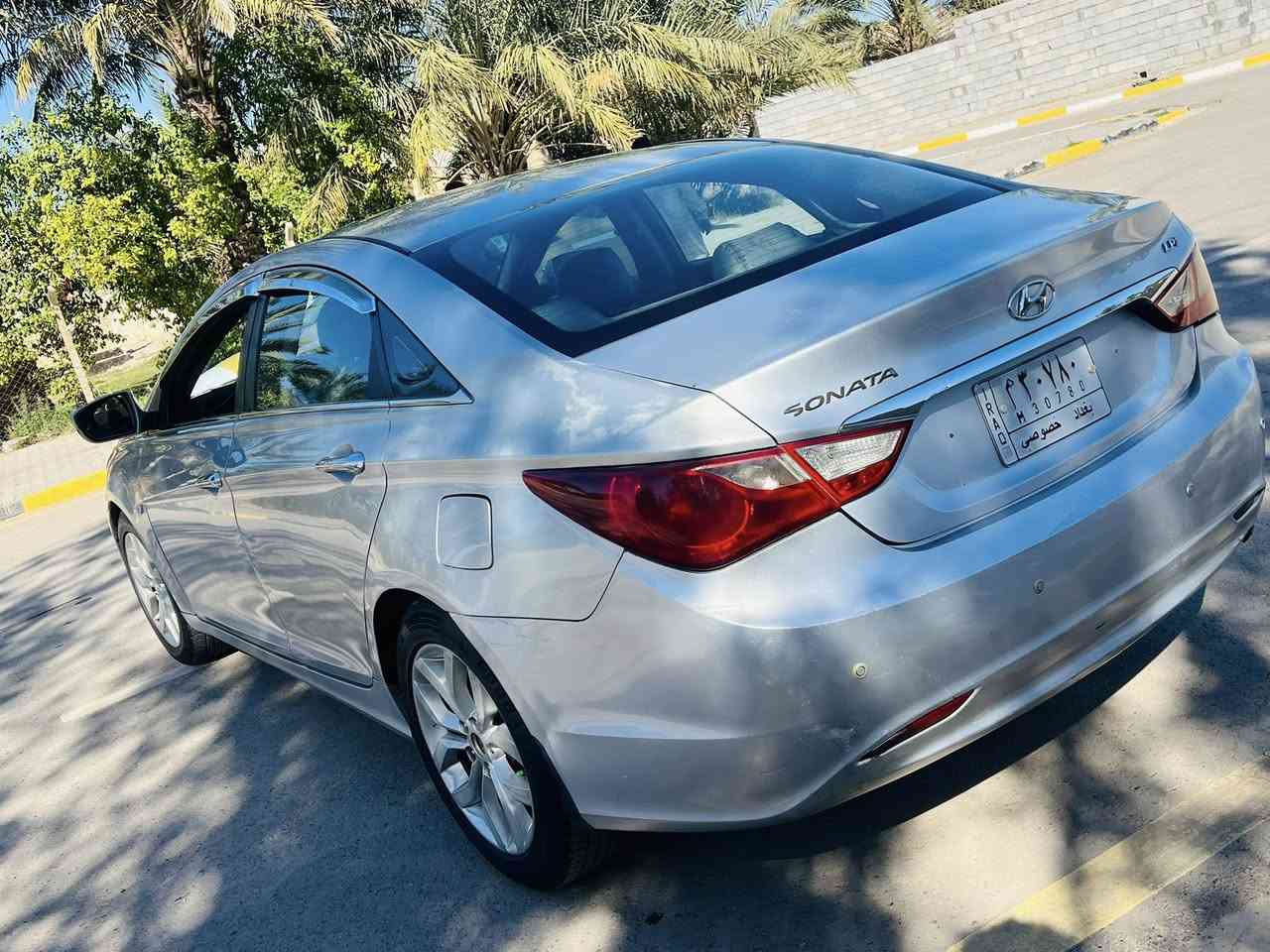 سو ناتا موديل 2013  مكينه و كير وحداديه و تبريد كفاله وارد كوري خط واحد رقم بغداد تحويل مباشر السعر  86  وبيه مجال بصيط حجم المحرك 2000 دوش 

‭0777 657 4520‬
