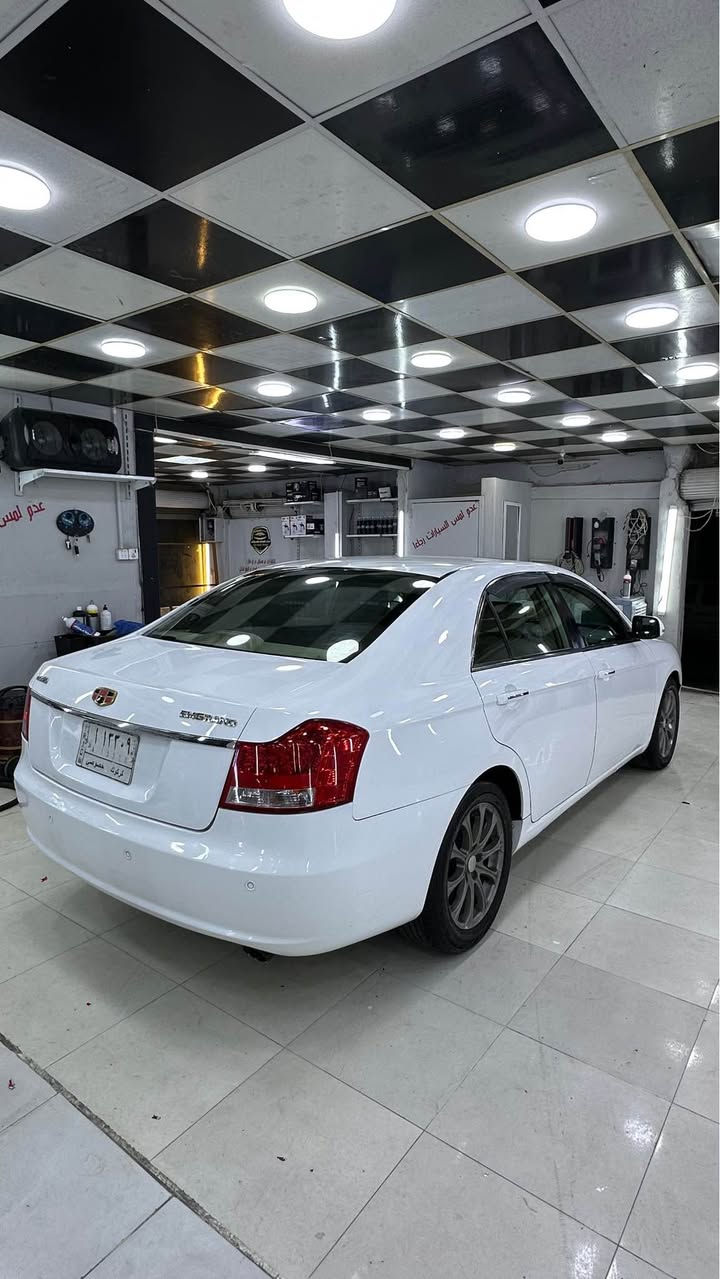 جيلي ايم كراند 8  داخل لونين 🖤🩶
فول اوتوماتيك شاشه وكاميرا مثبت سرعه  سنتر لوك  بيلاد 🚙 وبيها دفتر بانزين ⛽️
كير اوتو ميكانيك محرك شرط لا صرف ولا بخار🩵
رقم مشروع وطني شرط تحويل  تبريد ❄️ ثلج سعر 69 وبيها مجال مكان سيارا كركوك "***********"🦋 كركوك, العراق
