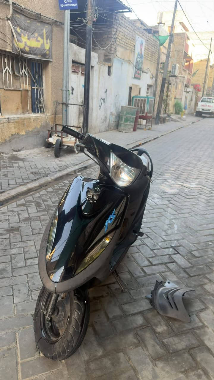 كفالة عامة مكينة برغي مامفتوح كفرات ختم واحد عدا الامامي تجاري قبل 3 اشهر ونص نازلة رمبة دراجة تخبل بمعنى الكلمة لياخذه بالعافية عليه كهربائيات شغالة سلف هندر ستان تعليك وصفح بريك خلفي  كاملة بس كابريتر تبدلة أو تنظيف مااعرف بالظبط دراجة خير من الله سعر 800 بغداد مدينة العنوان
***********
