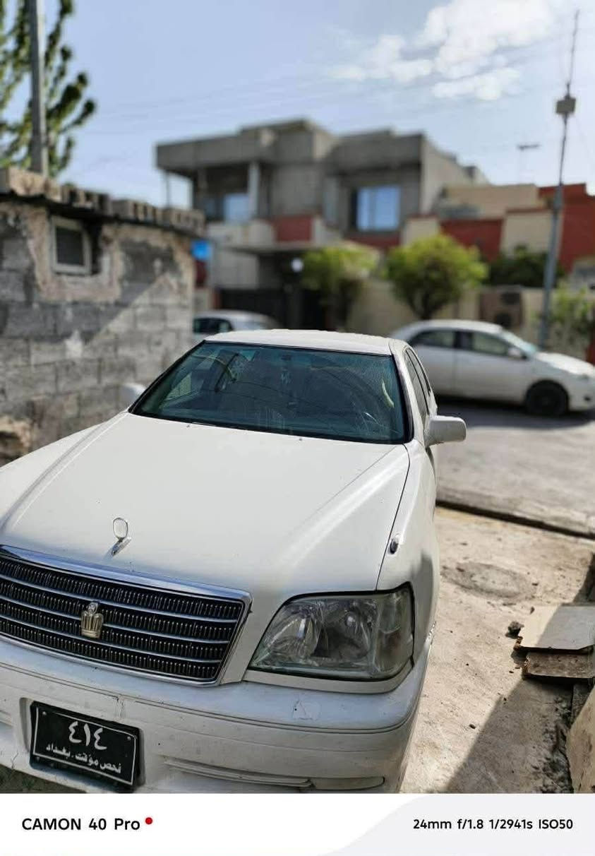 سەرەتا بەناوی خوای گەورە مەلیکە VVT 2001 کامل مەسرەف کراوە سەیارەکە زۆر زۆر لە ڕەسمەکە جوانترە نرخ 36$ مەعمەلەیەکی برایانە ژ.م 
***********
***********
