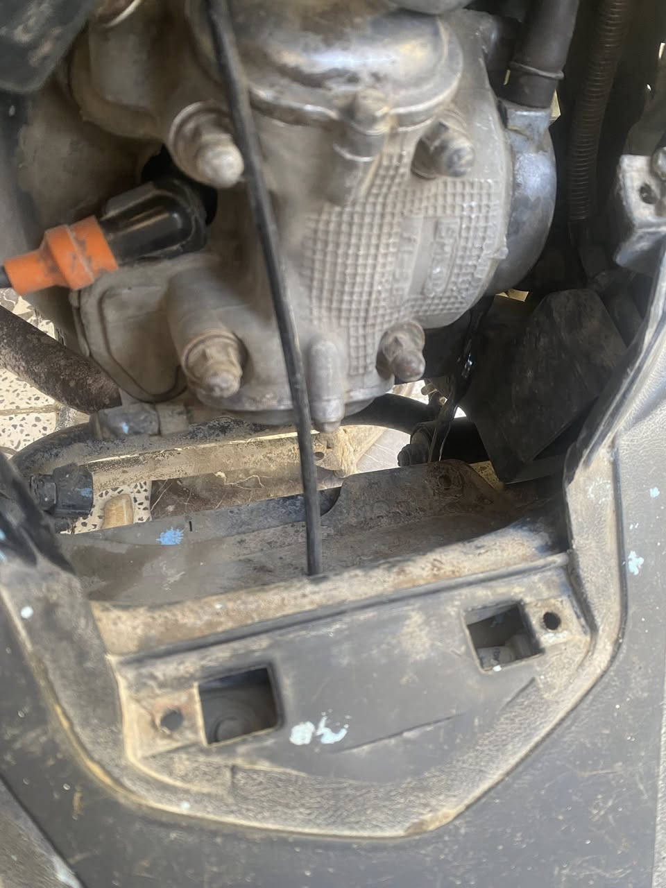 السلام عليكم دراجه يوماها ماكس ثعلب سرعه ١٤٠ للبيع الدراجه نضيفه حيل مختمه ختم واحد مكينه ناعمه لاتبخيرولانضوح ولاتنقيص شغاله سلف وهندر  كله ابلاد السعر ٣٥٠ الرقم *********** المكان حي الجهاد
