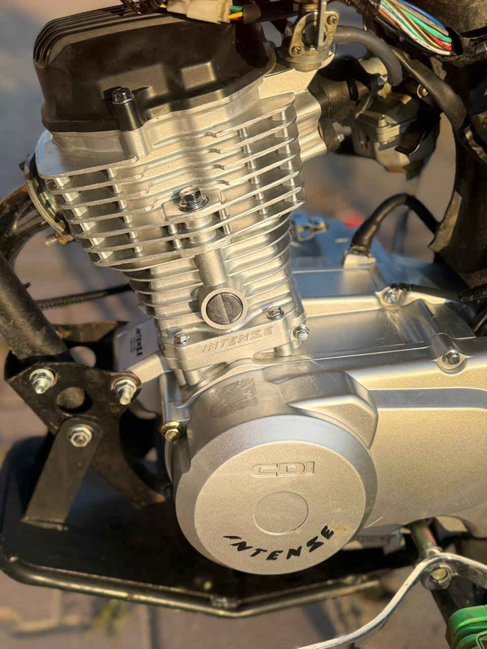 دراجه انتنس نضيفه اي عيب ما بيها مديل 25 سعر600او بي مجال للطيبين مكاني كركوك غرناطه لتواصل ***********
