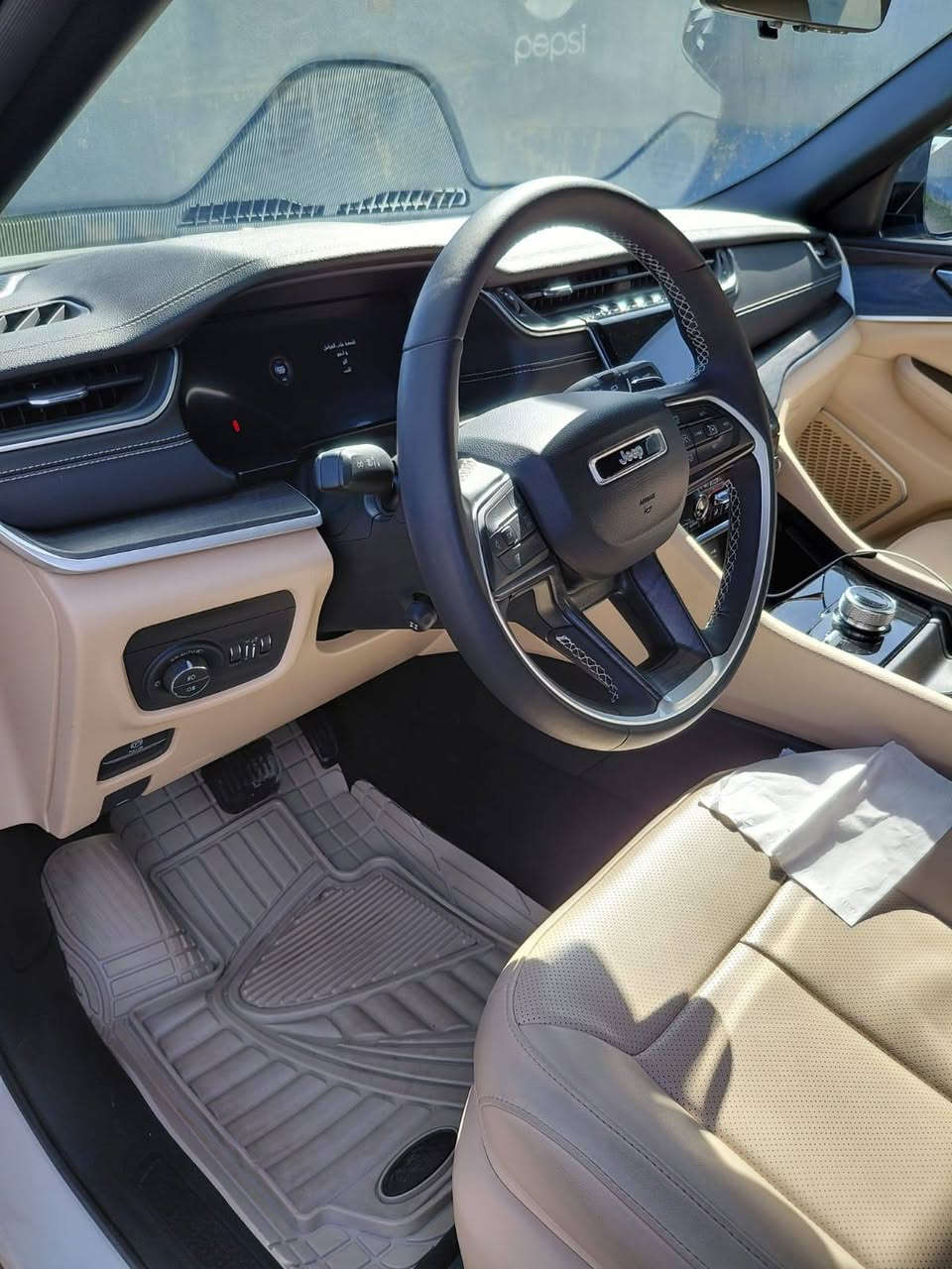 #للبيع 
#jeep كراند شيروكي #2024
خليجي فول موصفات 
سيارة كفالة عاااامة 
رقم اربيل بأسمي 
٥ راكب 
ماشية ١٥ 
للاستفسار 
***********
