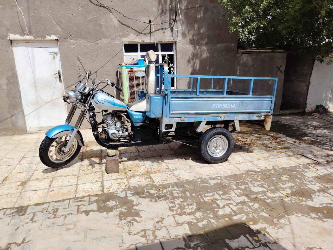 سلام عليكم ستوته للبيع شاصي مكفول وبدي مكفول من كلشي بلادي مكينه زينه اوراق بس ورقت الوكيل ضايعه اصوليه موديل2015 السعر 1300 للاستفسار اتصال ع رقم *********** مكان نجف
