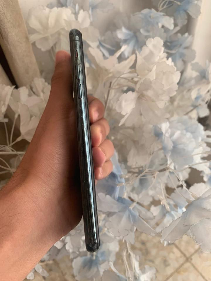 للبيع ايفون 11 برو ماكس ذاكره 64 بطاريه 100 جهاز مستبدل شاشه وبطاريه احسن نوعيه بل سوك أنسا الشحن وفول سلاسه ونضافه شوفت عينك الجهاز يخبل وسعره بس 250 وبي مجال للشراي راسلني ودلل *********** واتساب مكان نجف
