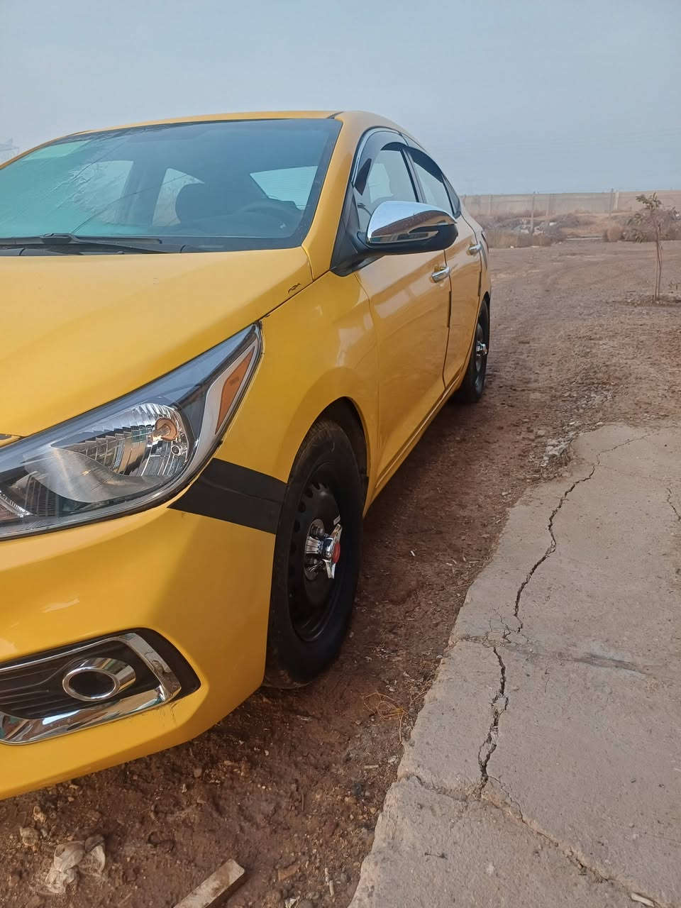 السلام عليكم .. للبيع او مراوس 
اكسنت 2018 بغداد مشروع وطني بيها تبديل 3 قطع بدون دواخل الچاملغات الامامية والبنيد 
تدفئة تبريد گير مكينة تخم تاير كهربائيات انطيك عالفحص 
بيها منظومة غاز 
العنوان بغداد 
السعر 118
واتساب / ***********
