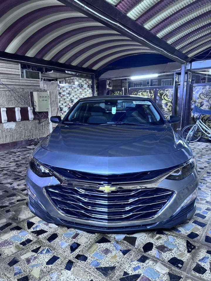 ماليبو ٢٠٢٣
ماشية ١٩ 
جاملغ امامي جهة السايق بارد فقط
بغداد رقم جديد باسمي
مكاني بغداد شعب 
***********
