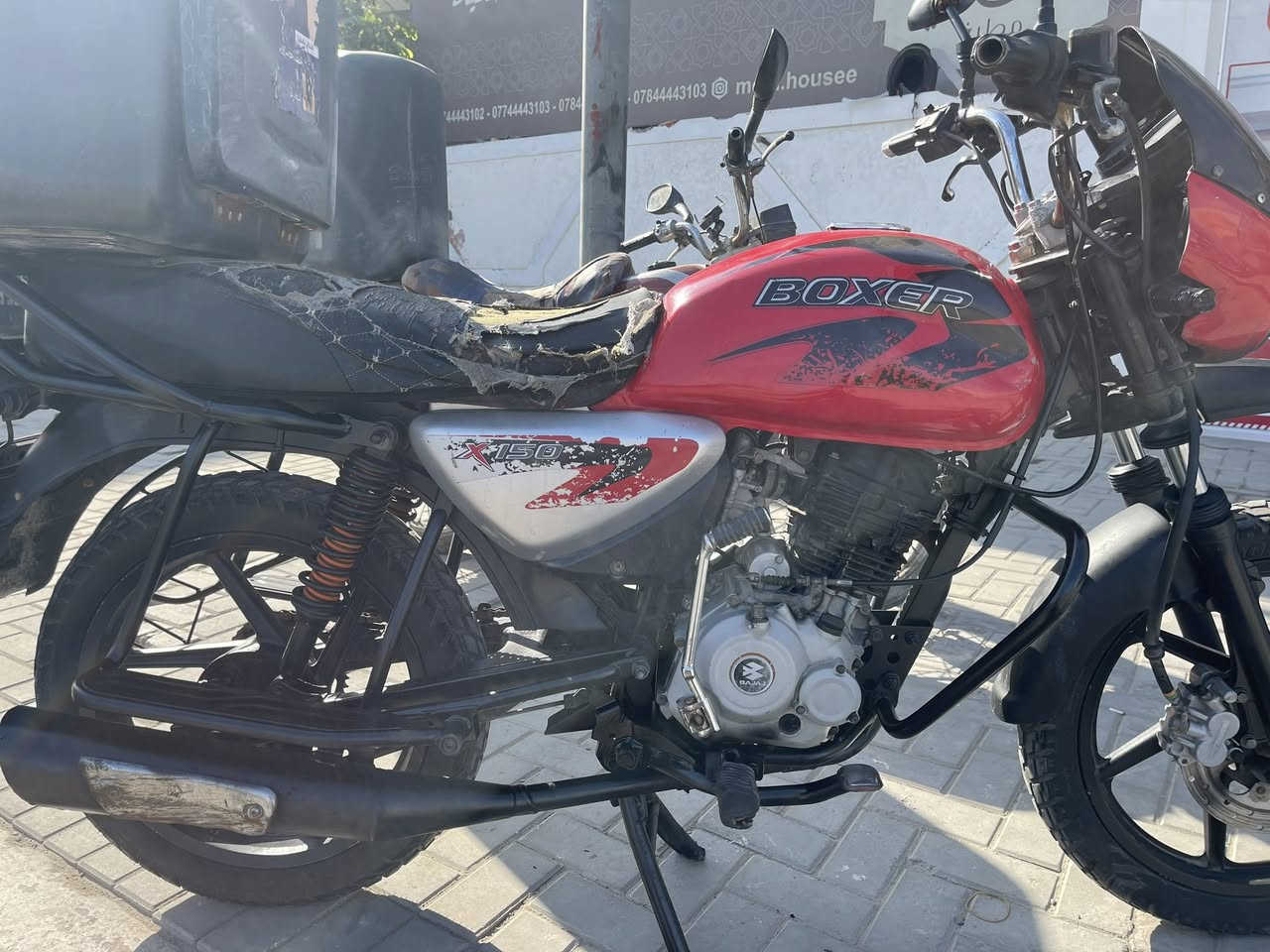 سلام عليكم دراجه بوكسر مديل ٢١ رقم وسنويه كايمههه 
سعر 1700 بيه مجال للشراي يدلل ليعجبه عنوان البصره معقل 
***********
