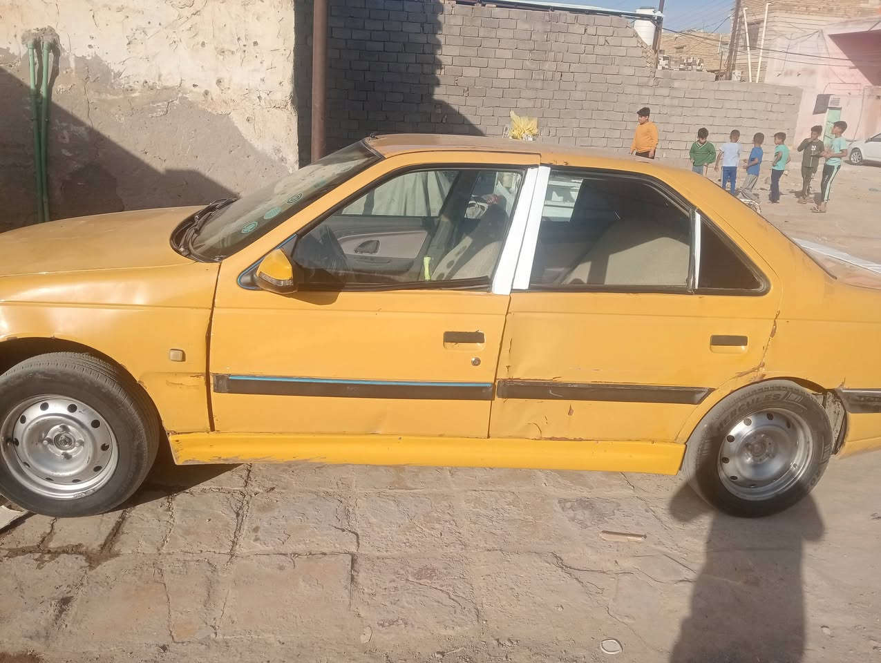 بيجو 405 موديل 15 رقم بصره الاماني سنويه عظم عاج ابيع بدون راعي اتعهدلك بسرقه وعشائر سعر 19 وبيها مجال قليل 
محرك وكير خير من الله تبريد ثلج غرفه ودشبول يخبلن 
مكاني الناصرية مركز ***********
