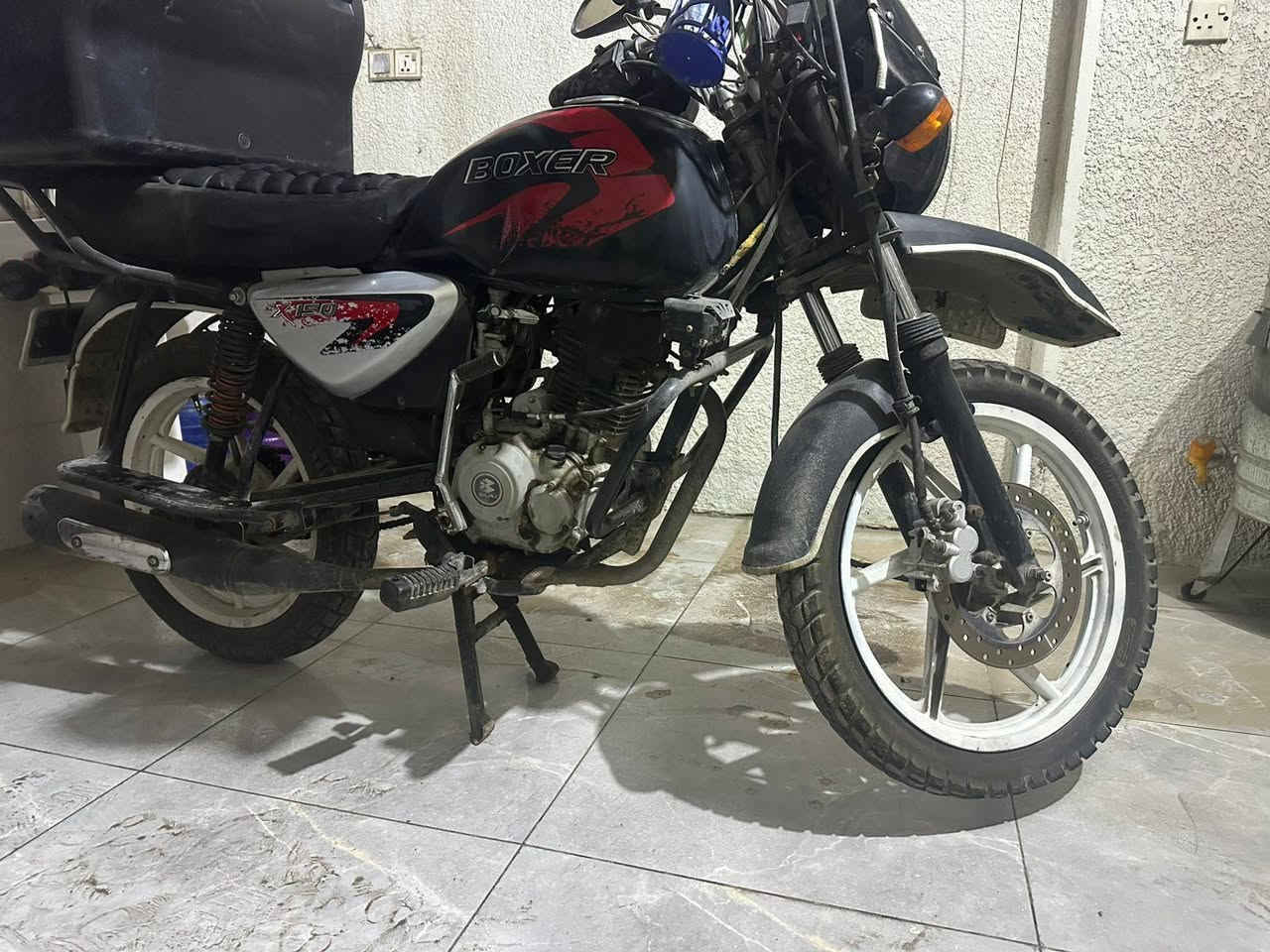 السلام عليكم دراجه بوكسر 2022 نازله 23
الدراجه حلوه ونضيفه وخير من الله جيب وياك فيتر وفحص السعر 2 مليونين العنوان بغداد حي اور رقم وسنويه انكليزي بسمي 
رقم الهاتف ***********
