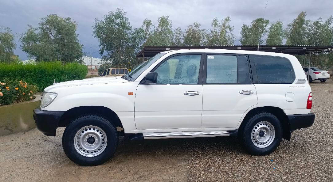 مۆنیکا فول عادی مۆدیل 2001 گێرومەکینەو دەبل اکسلی بەشەرد ساردو گەرمی بەشەرد سەنەوی نوێیە تا 2030 حیزام بۆیاخە بۆ جوانی بێ لێدران جوار تایەو ویلی نوێیە غازو بەنزین  یەک دینار مەسرەفی نیە نمونەیە لەجوانی سحری 115 وەرەقەو مجال *********** أربيل, العراق
