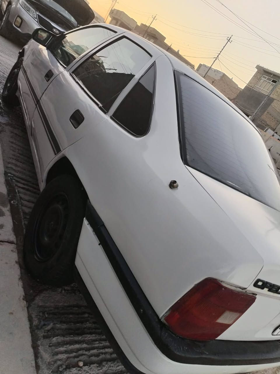 اوبل فكتره مديل 91 رقم كربلاء مكينه حاويه حدادية مكفولة تخم تايرات داخل جديد بطاين جدد سياره جاهزة كير عادي جديد مكفولة من الضربة صبغ عام كهربائياته كله شغاله سياره حلوه موجوده في بابل السعر،،، 25،،،،رقم الموبايل،،***********

