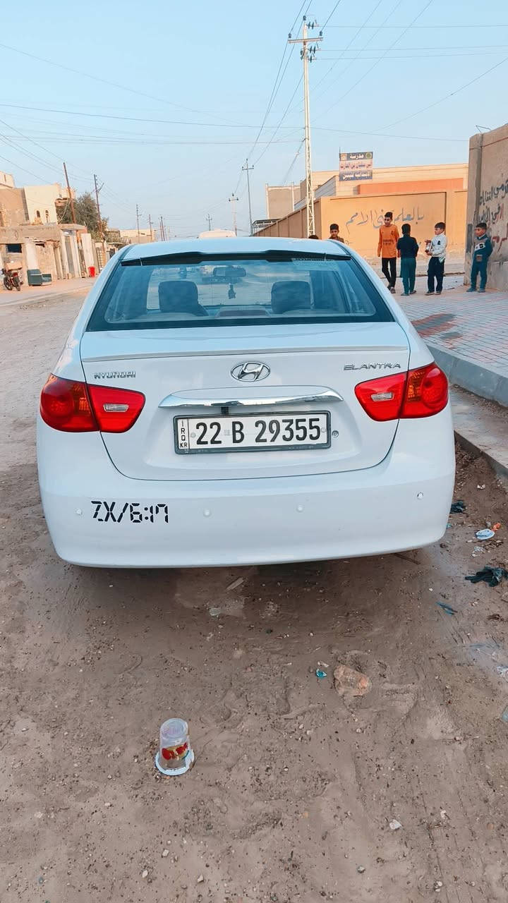 سلام عليكم
النترا مقدس ٢٠١١ 
محرك ١٦٠٠
رقم أربيل باسمي شرط التحويل بدون تحويل مابيع
مدوشمه بل كامل كشن أرضية صندوك
شاشه وكامره وداش كام حوادث
بدون بارد بدون ضبغ 
كير مكينه ١٠٠بل ١٠٠
اربعه دسك
تبريد تدفئة 
تخم تاير جديد
بطاريه جديده
سياره جاهزه ميه بل ميه 
السعر ١١٥ العنوان الرمادي 
رقم الهاتف ***********
