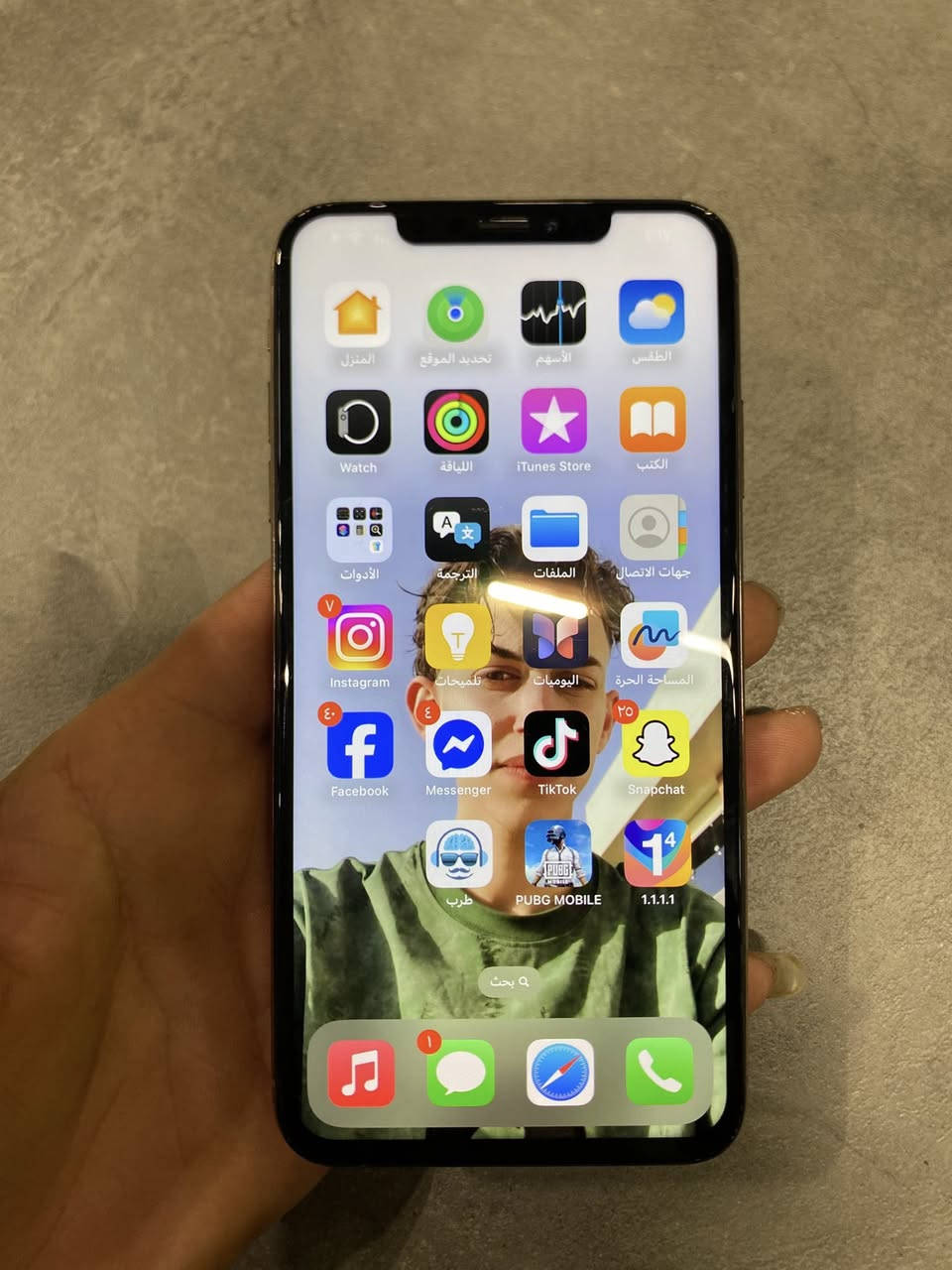 سلام عليكم ايفوان ايكس ماكس جهاز نضيف فضط مستبدل شاشه بطاريه٧٦ كاميره دمعه  الرقم***********
