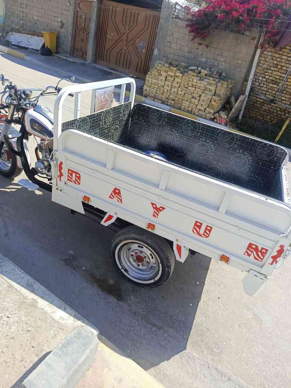 السلام عليكم ستوته للبيع موديل 18 تعمير 26 المكينه 25 مفتوح ابوشه وبستن ستوته نظيفهل كلش السعر 1750 وبيها مجال قليل مكاني سوق الشيوخ كرمه بني سعيد رقم التلفون ***********
