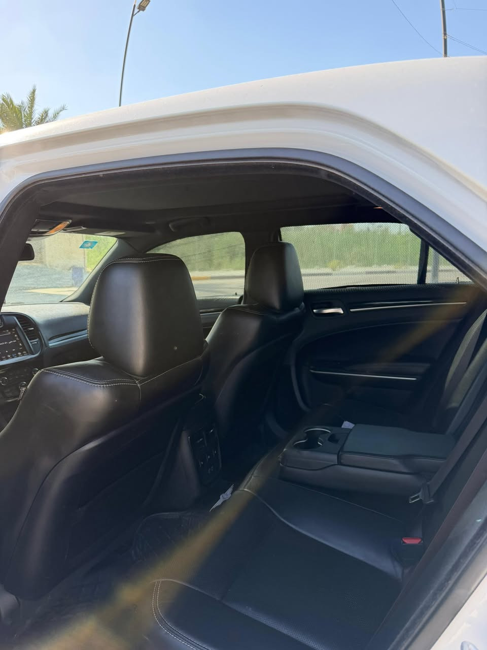 السلام عليكم ..
للبيع كرايسلر اوباما S300 موديل 2022 خليجي وكالة أعيان ( كويت )فول مواصفات للأخر (رادار امامي اشاير بلمري نقط عمياء بردة خلفية تدفئة تبريد كشنات حساس امامي خلفي سيارة فول للأخير ماشية ٤٧٠٠٠ الف كيلو متر رقم بصرة بأسمي مكفولة كفالة عامة من الدعامية الامامية الى الخلفية جداً جديدة
السعر :- 365 ورقة يعني 36000 💲 
للأستفسار :- ***********
مكاني محافظة البصرة
