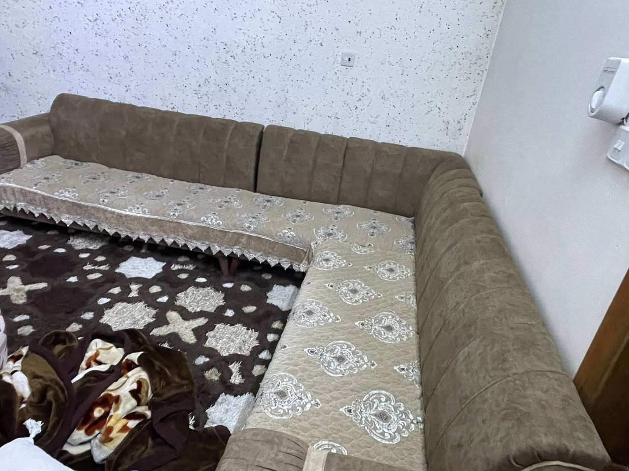 تخم 10 مقاعد للبيع
300 وبي مجال


**إذا كنت صاحب هذا الإعلان وتريد حذفه لأي سبب، رجاءا أرسل رسالة إلى الدعم الفني**