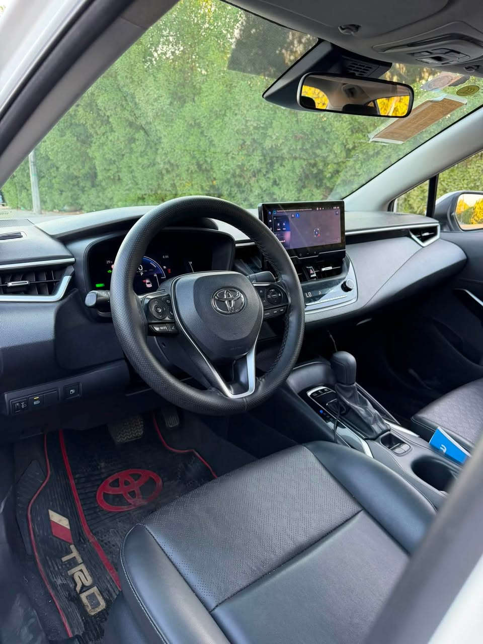 🚗 للبيع – تويوتا كورولا 2024 هايبرد (شكل خليجي)
* 🚘 الموديل: 2024
* ⚙️ هايبرد
* 📍 شكل خليجي
* 📏 الممشى: 28,000 كم

ملاحظات السيارة:
.PDR  صغير جاملغ  الأمامي.
ورصعه جاملغ خلفي 
ورصعه صغيره ب البنيد 

💰 السعر: 14,600 دولار (وبيها مجال ).

📍 الموقع: البياع
رقم الهاتف ***********
