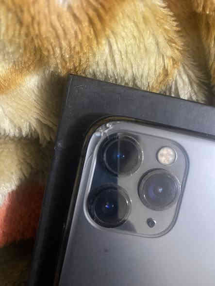 ذاكره 256

بطاريه 93 

جهاز تاخذه تفحصه باي مكان 

ممبدل بي ايشي جهاز مال بيت 

فقط كسر بضهر كسر بسيط 

سعر 350  مكان بغداد البياع 

***********
