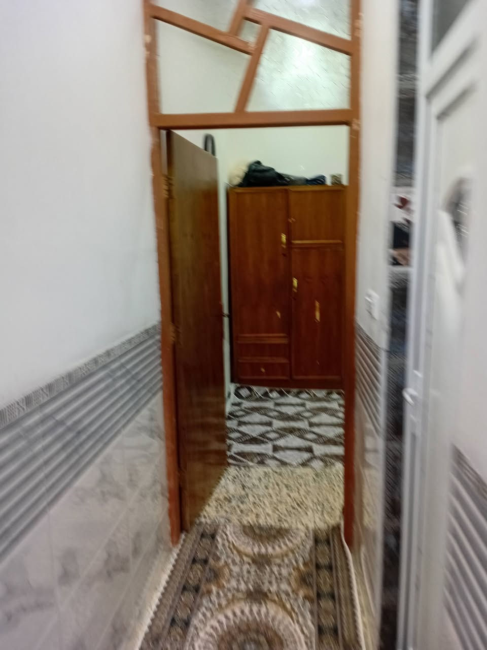 سلا عليكم بيت للبيع المساحه ٨٠قاطين معزول يرهم ستثمار سند ٢٥طابو صرف زراعي العبيدي كاع ابو علي دراجي العبيدي شارع عشرين سعر ٥٥ رقم ***********
