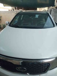 للبيع سورنتو ٢٠١١ أمريكي رقم بغداد بأسمي سنويه ٢٠٣٠ محرك ٦ دوش سبعه را...