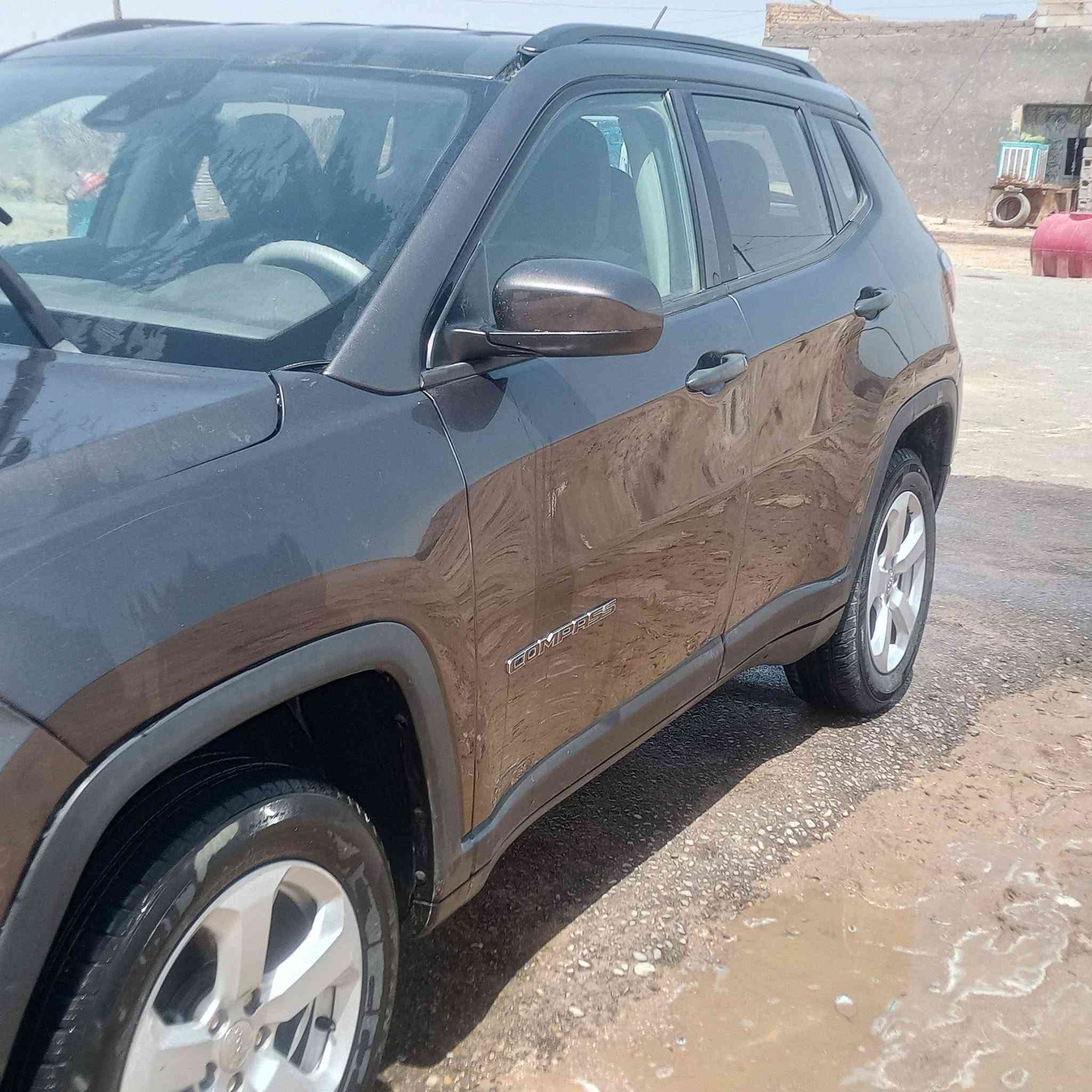 سلام عليكم جيب كماص البيع موديل 18 سعر 129 وبيه مجال سياره جديد مال جناي خير من الله ماناقصه شي المكان ناصريه الغراف رقم ***********
