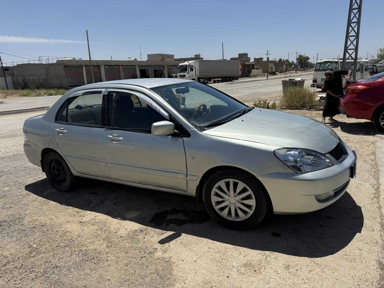 لانسر بومة 2008وارد امريكي سيارة كاملة وكل نقص ما بيها بيها ضربة بل جامرلغ الايمن ومصبوغةحزام تبريد وتدفئة كير ومكينة مكفولات نقصها بس الصدر الخلفي تعبان عنواني ديالى بعقوبة***********
