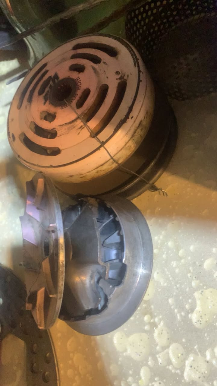 غراض رمبه سكنس
صدر امامي كامل جيمس كرزي 
دبل خلفي كرزي 
فلنجات ثنين كرزي 
زوج كلجات مطابق امامي wf خلفي Mt 

كلشي ع شغل وعلى شد غراض رمبه 
مكاني بغداد واكو توصيل ***********@إشارة
