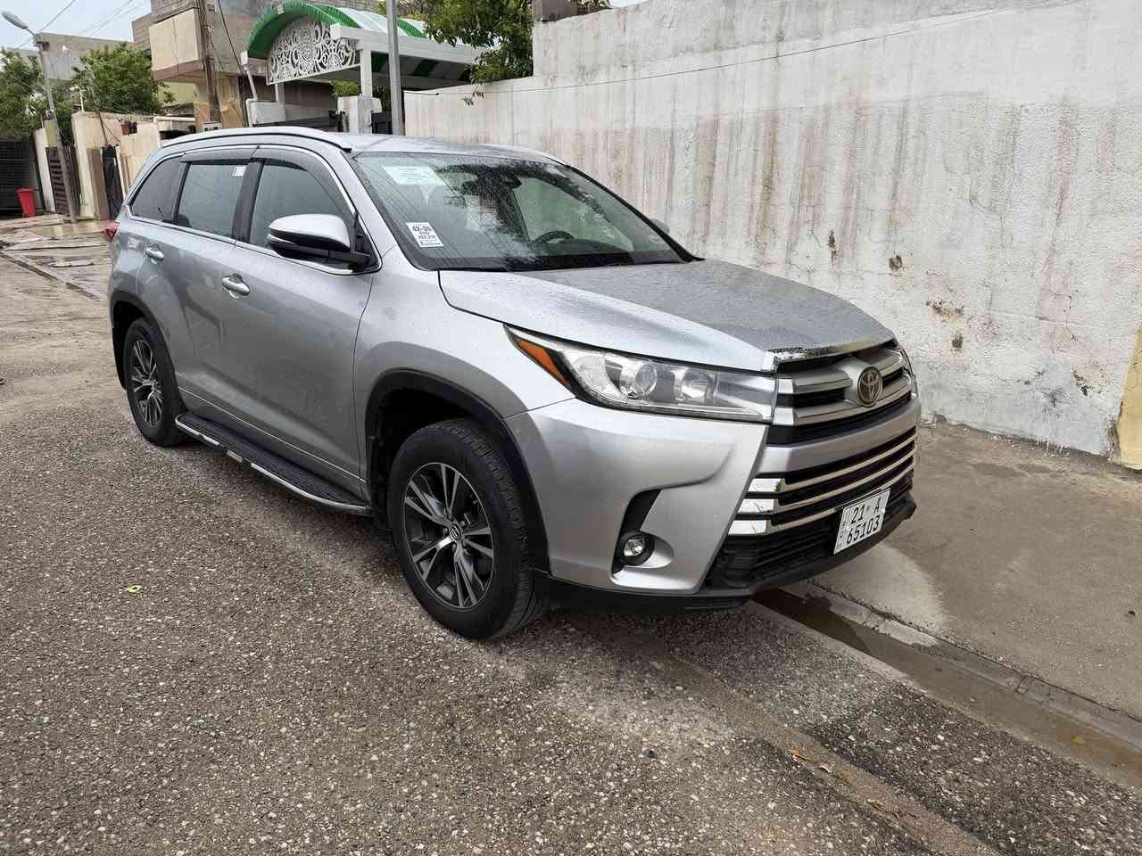 للبيع تويوتا هايلاندر موديل 2018 سعر 208$

ماشيه 77 ml

مواصفات Leمحسن 
بصمه 
شاشه جبيره 
داخل صحراوي 
كشن كهربائي 
فور ويل 4*4
تبريد مركزي 3 مقاعد 
رادار امامي 

ضرر السياره قطعه وحده جاملغ امامي صبغ ومكانين بارد ازغار بيها 
كير ومحرك شرط مامفتوح بدون اي عيب 
مكاني كركوك 
***********
***********
