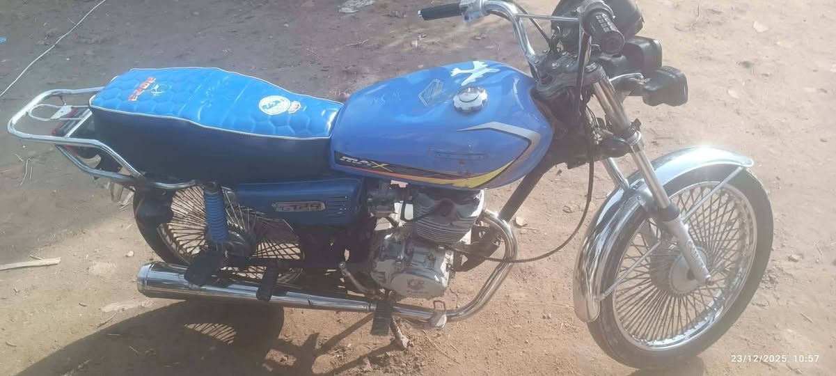 السلام عليكم دراجه البيع اوراق اصولي 2020//تايكر//كامله من كلشي كهربائيات كلهة شغاله 350 وبيهة مجال الخاص مفتوح وهاذه رقمي ***********//المكان بابل شوملي
