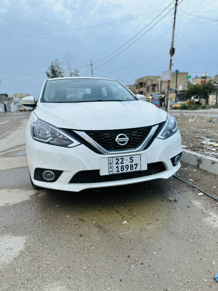 السلام عليكم سيارة سنترا موديل 2025 سني  على وضع الشركة ماشيه 7الاف وشوية 
وكالة خاصة
  مكفولة من الشخط والضربة وتبديل... السعر / 132/وبيها مجال للشراي    رقم صاحب السيارة ***********
مستعجل علئ بيعتهاا لضروف خاصه مامتواجد فيس فقط تصال
