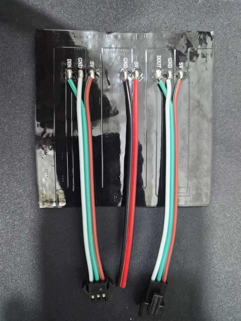 متوفر لدينا . شاشة 8x8
RGB LED  متوافقة مع لوحات ESP32  , Arduino   وسهلة البرمجة لعرض النصوص والاسكال


**إذا كنت صاحب هذا الإعلان وتريد حذفه لأي سبب، رجاءا أرسل رسالة إلى الدعم الفني**