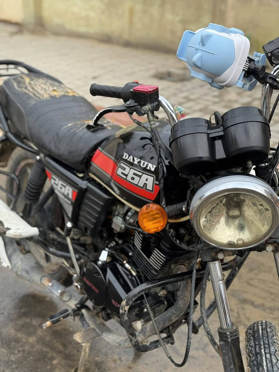 دراجه للبيع نوع دايون 2021 محرك 200cc أوراق اصولي ماشي بمعامله الترقيم نضيفه ومكفوله نروح لاي مصلح ببالك نفحصها مكاني ديوانيه حي العسكري *********** واتساب
