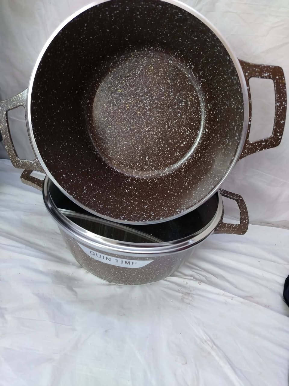 قياس 24 زيتي ثقيل قاعده مهدارة وبي ضمان اي اختلاف عن القياس والصورة يرجع بيد المندوب القطعه 14 قطعتين ب 26 عرض خاص 💯💯💯

للحجز والاستفسار مراسله الصفحه


**إذا كنت صاحب هذا الإعلان وتريد حذفه لأي سبب، رجاءا أرسل رسالة إلى الدعم الفني**