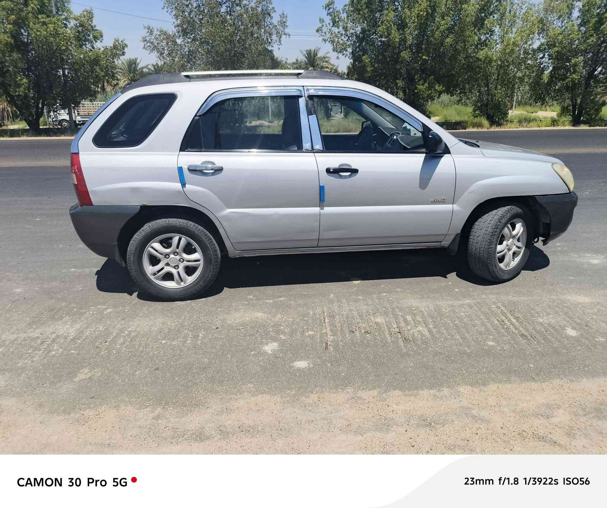 سبورتج 2008 وارد امريكي 6V حجم المحرك 2700 حادثها جاملغ وباب جهة السايق مصبوغة صفحة سيارة مال بيت صارلها خمس سنوات عندي رقم بغداد الماني  مشروع وطني وبأسمي سنوية نافذة ل 2028 نظيفة كولش مابيها اي نقص تجي وتشوف بعينك سعرها مناسب جدا عارضها ب 95 $ وبيها مجال مكان السيارة بابل / الاسكندرية اي استفسار الاتصال على الرقم ***********
