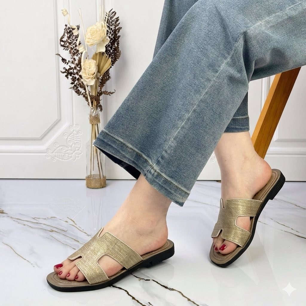 #جديد 
السعر فقط 8.000 دينار 
سعر القطعتين 12.000 دينار 
قياسات 37-41
عنوان: خانقين مجمع قمبر 
يوجد خدمة توصيل 🚚


**إذا كنت صاحب هذا الإعلان وتريد حذفه لأي سبب، رجاءا أرسل رسالة إلى الدعم الفني**