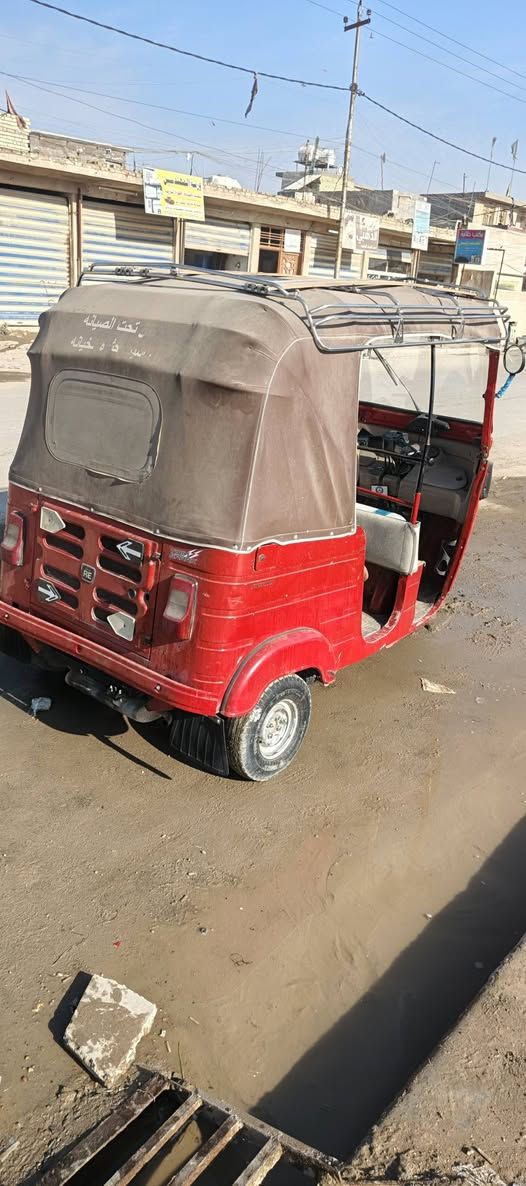 سلام عليكم شباب تكتك موديل ١٩ شهر ثالث رقم وسنويه نكليزي مكينه خرسه بوشه وبستم فقط تحويل ثاني يوم كهربائية كلها شغالة تكتك احله من صور اصفاح مكفوله جاهزة كبل لشارع سعرها ٥٦٠٠ بيه مجال حق جيه ابيع بدون سيبايه مكاني سبع قصور***********
