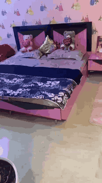 غرفه تركيه للبيع سرير عدد2 للبيع السعر 600 الف وبيها مجال للشراي اني م...