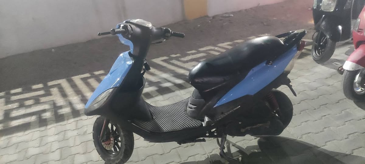 السلام عليكم دراجه عبله للبيع مكان البصره كفاله كفراته تجاري ماكينتها ما مفتوحه بلاد متواجد واتساب سعرها 700 ***********
