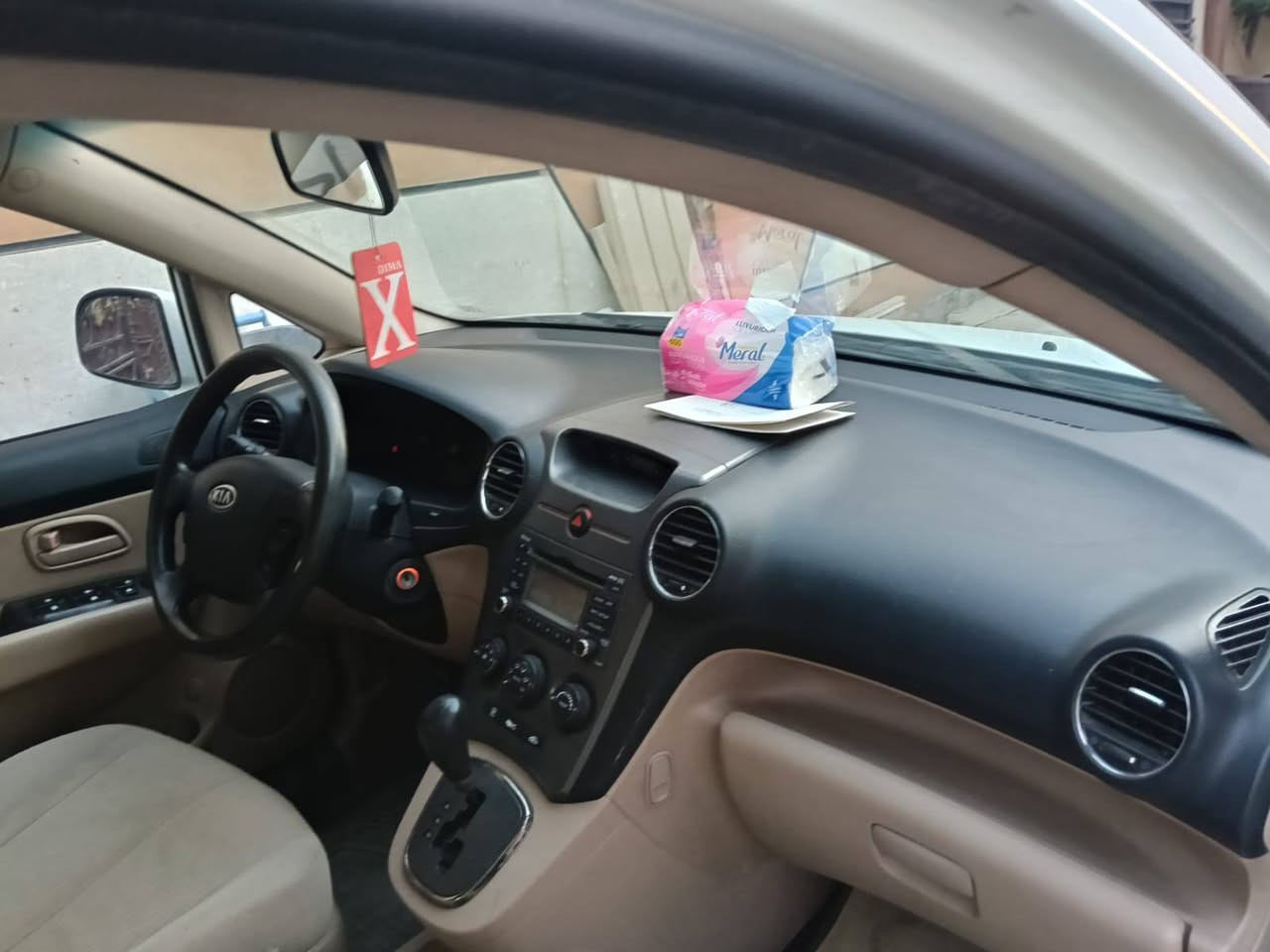 كيا كارنز موديل 2011 البيع رقم الهاتف ***********
