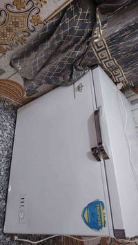 ثلاجة • أجهزة منزلية