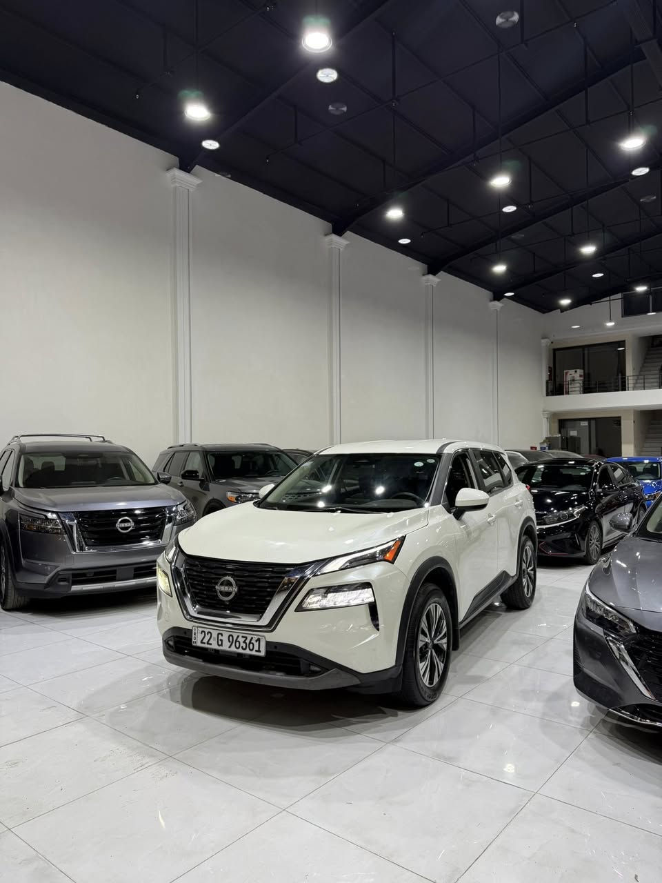 السلام عليكم 
للبيع نيسان روج ابيض 2023 SV
محرك 1.5 توربو 
ماشي 20 الف ميل 
سيارة بس بنيد صبغ بدون دواخل شرط
ارباك برده و ستيرن طاك 
سياره بدون تعديل و كلير أمريكي شرط
سياره شخوط و رصعات و بقصات 
سياره رادار امامي مابيها 
سياره مرقم أربيل جديد 
سياره تحويل و غرامات شرط
ملاحظة صوار حادث موجوده في المنشور 

السعر 143 ورقه ومجال قليل 
اي استفسار عن سيارة خاص مفتوح 
اخوكم ديار ابو عمر 
*********** واتساب 
***********. 
عنوان إربيل معارض السيارات
