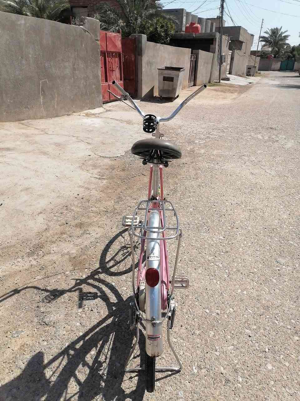 باسكلات عدد ٢ للبيع ياباني اللون الوردي ب ٧٠ جاملغ الوردي موجود  بنفسجي  ٥٠ نظيفات استخدام  شي قليل التواصل على الرقم *********** واذا ماعندك رصيد رمش
